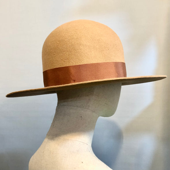 As seen on Dr Who - Open crown, wide brimmed hat